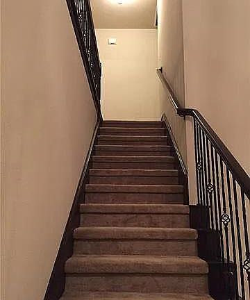 4th image of 249 Barrington Ln