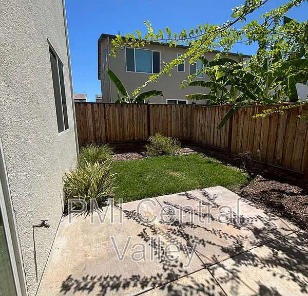 3226 Tibidabo St — Photo 60