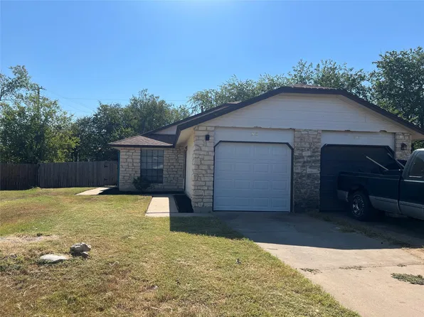 905 & 907 Chisholm Cv, Round Rock, TX 78681