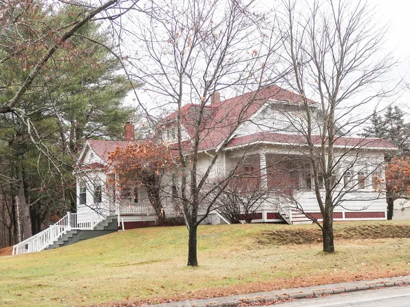 2113 N Belfast Avenue, Augusta, ME 04330