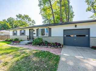 4633 Crabwood Dr, Austintown, OH