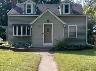 132 S Shore Dr, Forest Lake, MN 55025