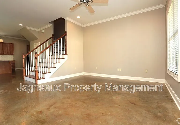 108 Shallowford Dr — Photo 14
