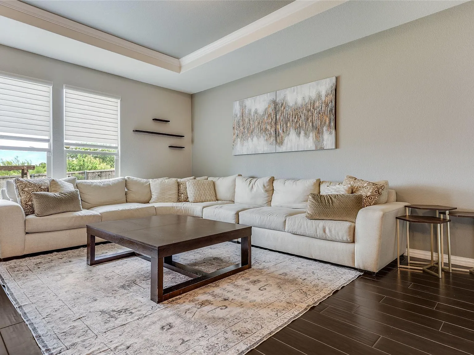 5 bed, 3.5 bath, 3025 sqft, $2,600 — Photo 4