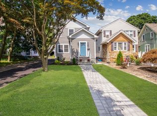 121 Walnut St, Nutley, NJ 07110