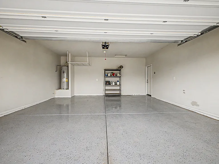 1302 W Raymond Ave — Photo 29
