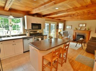 61 Fox Chase Rd, Sutton, NH 03221