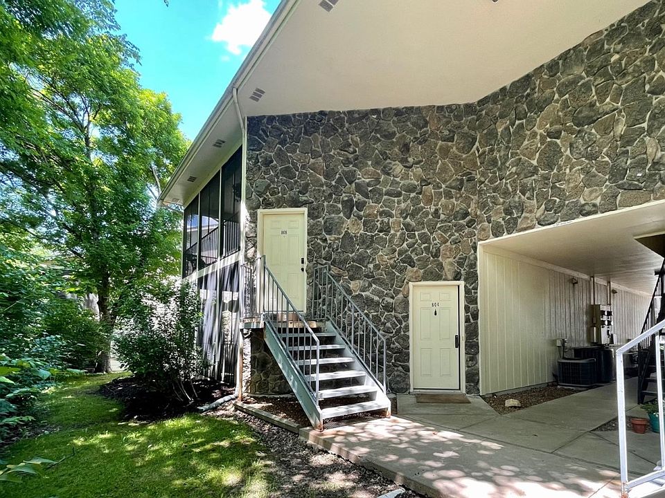 1st image of 804 Park De Ville Pl