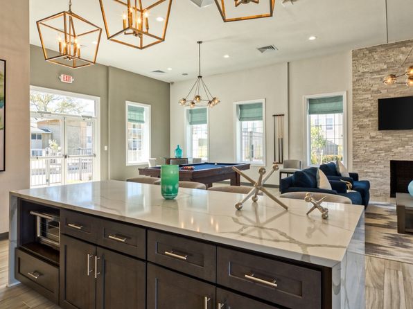 901 W Little Creek Rd #42202