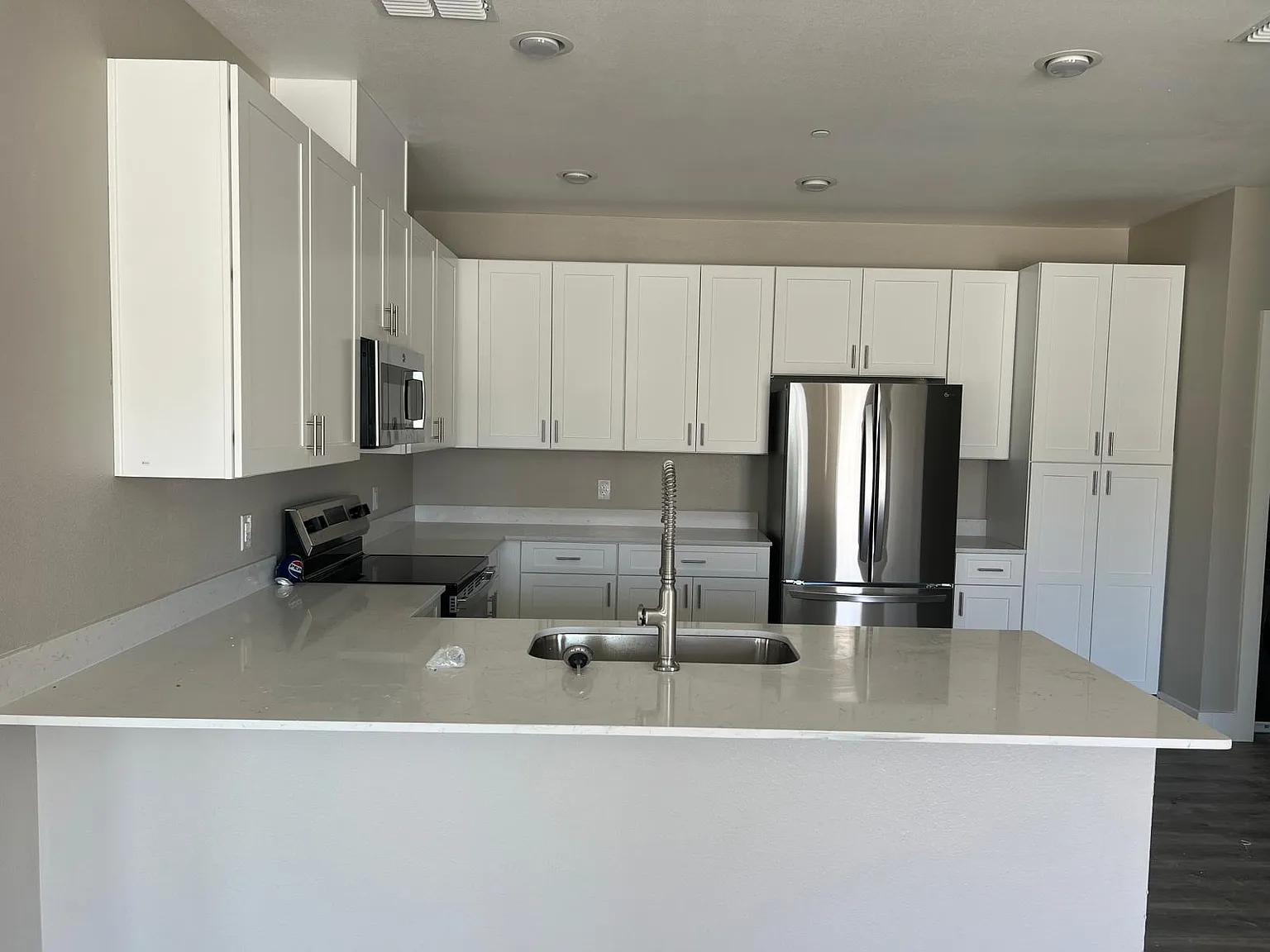 443 Richlands Way — Photo 3