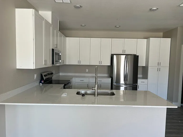 405 Richlands Way #202 — Photo 3