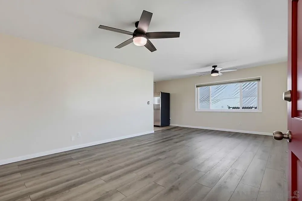 3 bed, 2.0 bath, 1284 sqft, $3,300 — Photo 1