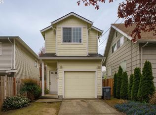 8820 N Fiske Ave, Portland, OR