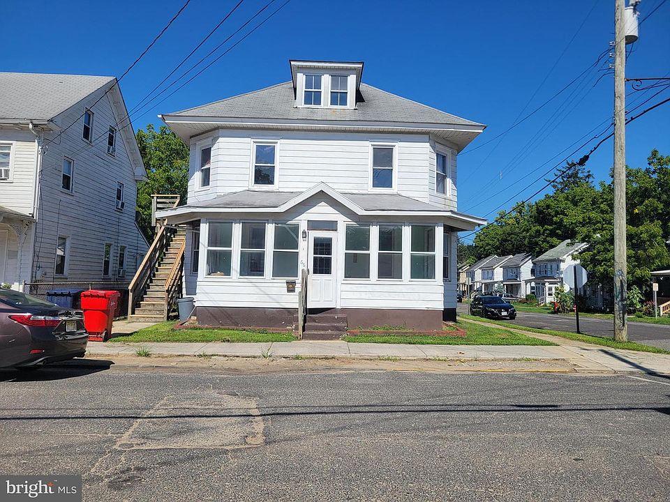 1st image of 66 Church St
