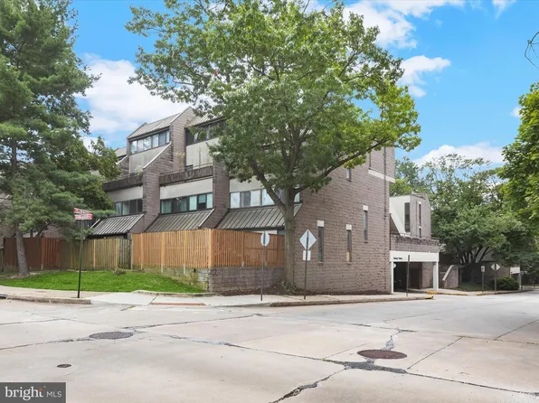 2374 Nutmeg Ter, Baltimore, MD 21209