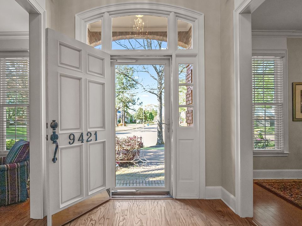 1st image of 9421 Doe Meadow Dr