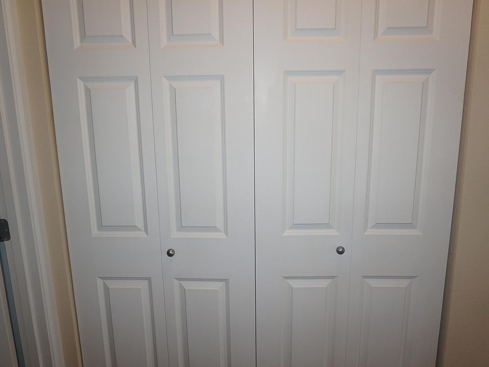 1st image of 12224 NE 8th St APT 210