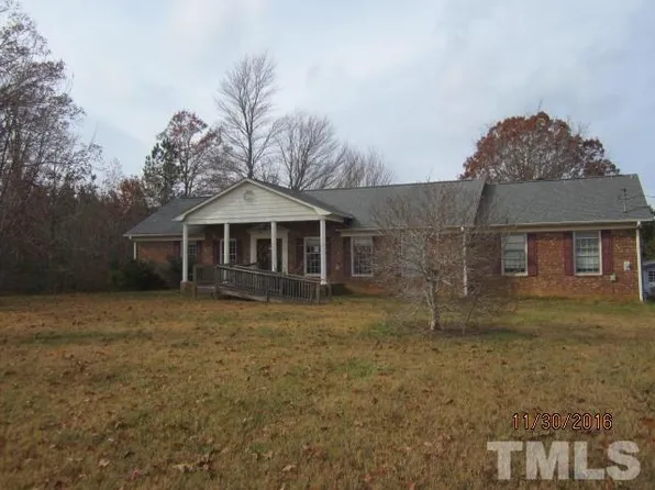 455 Louis Williams Rd, Henderson, NC 27537