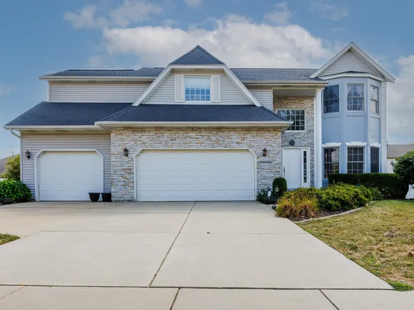 2509 Kara Xing, Bloomington, IL 61704