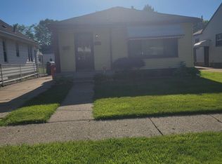 22087 Oakwood Ave, Eastpointe, MI 48021