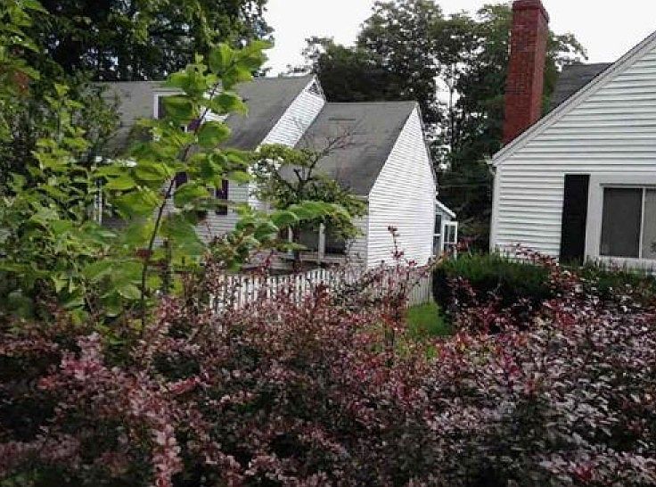 2nd image of 4016 Merrimac Ave