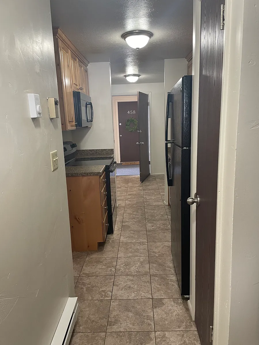 Building Photo - 452 N 50 E