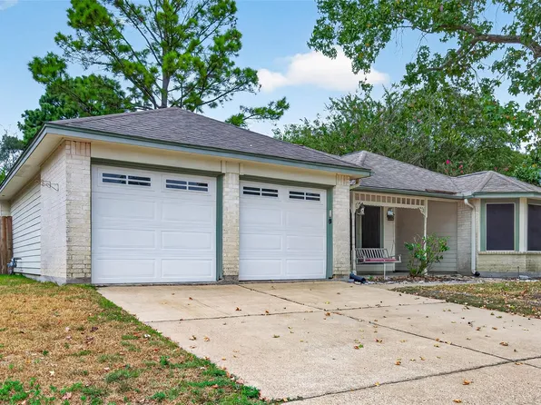 8607 Greenleaf Lake Dr, Houston, TX 77095
