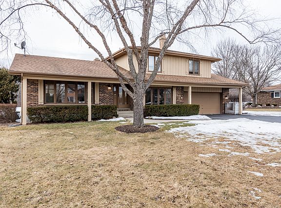 4th image of 38630 N Burr Oak Ln
