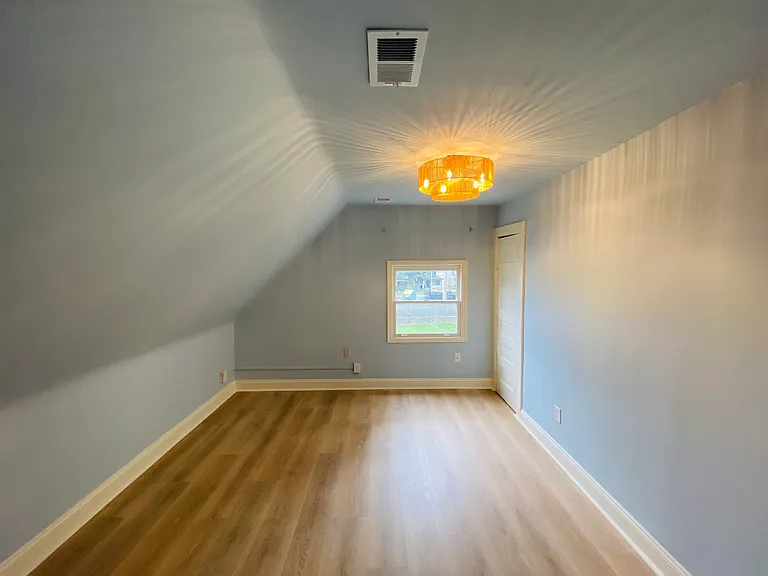 3909 Bell St #2 — Photo 7
