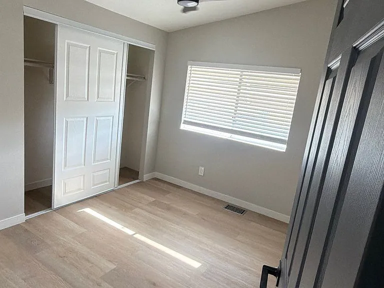 10997 N Hualapai Dr — Photo 3