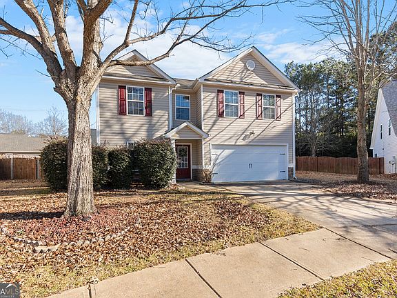 3rd image of 102 Steeple Ct