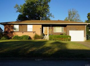 626 N Moccasin Pl, Sapulpa, OK 74066