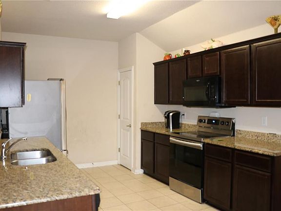 5th image of 9821 Paseo Bonita Dr