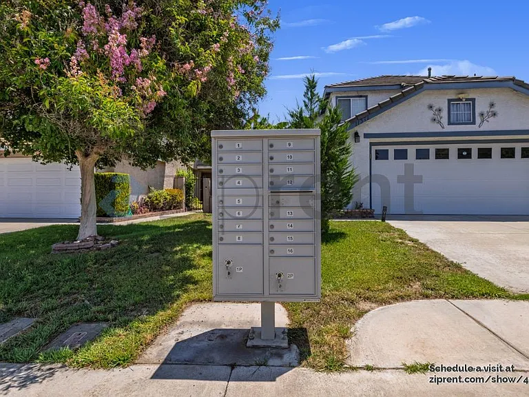 11358 Havstad Dr — Photo 37