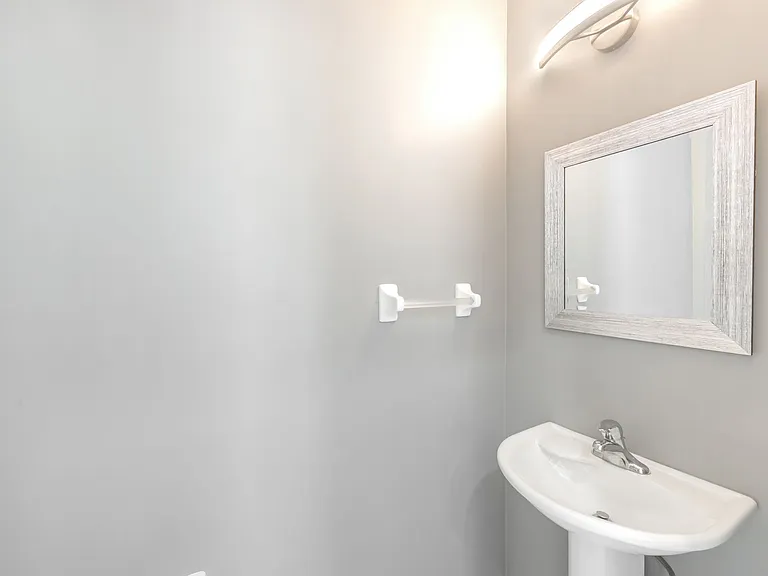 1088 Oxford Ln #48 — Photo 16