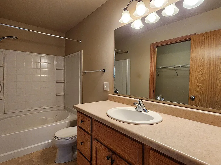 9412 Briar Haven Dr — Photo 27