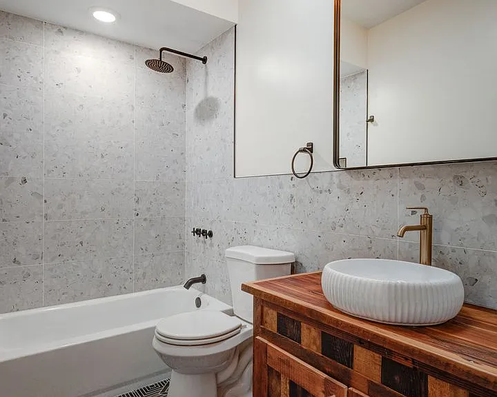 2841 W Diamond St — Photo 16