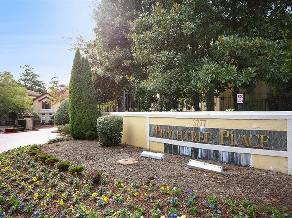 3777 Peachtree Rd NE APT 1011, Brookhaven, GA 30319