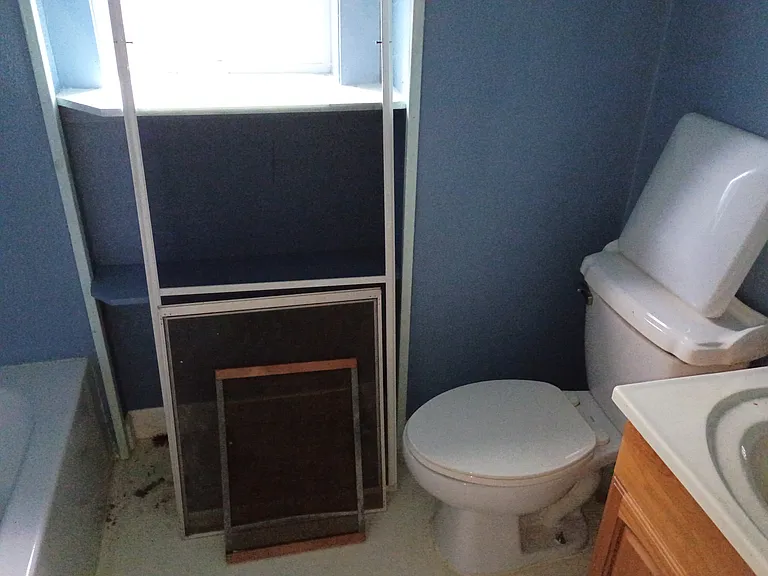 2061 N College St — Photo 4