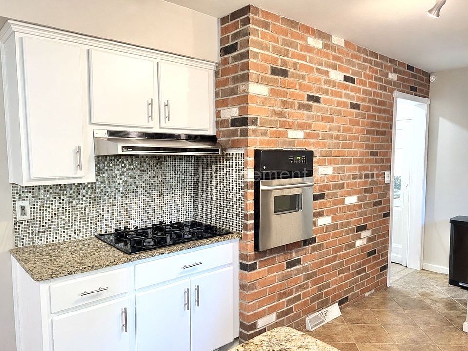 21020 Robinwood St, photo 5