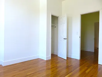 Rented by Rennit Inc.