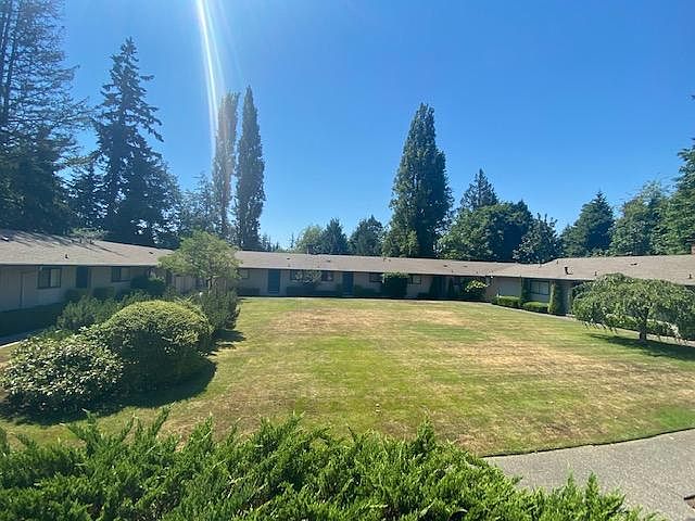 1st image of 4091 NW Country Ln #8