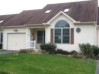 41 Knollwood Rd photo 1