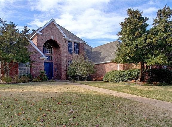 2nd image of 767 Richmond Ln