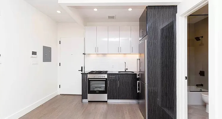 Rented by Cityside Rentals Corp | media 5