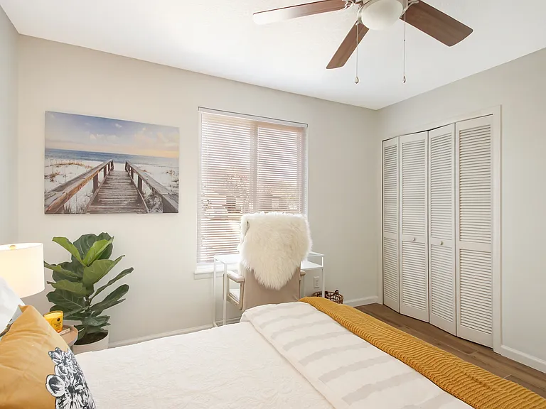 660 Aquatic Dr — Photo 27
