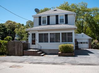 87 Pecksuot Rd, Weymouth, MA 02191