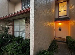 419 Valley Park Dr, Garland, TX