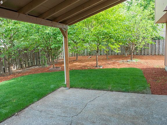 4th image of 2116 SE 61st Dr