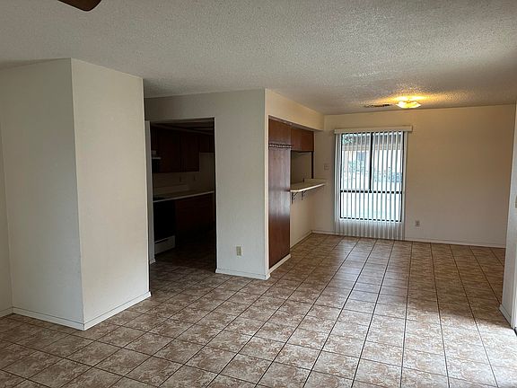 5th image of 346 N Crenshaw Street